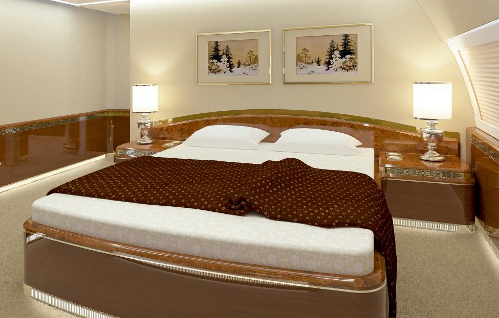Двухспальная кровать на президентском ИЛ-96-300
