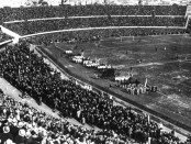 Стадион «Сентенарио» в Монтевидео. 18 июля 1930 года.